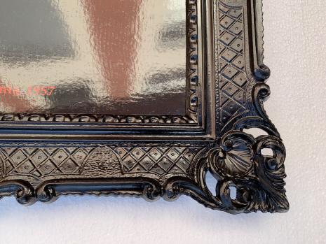 Luxus Oldtimer Kunst – Ferrari 250 GT CALIFORNIA  1957 im aufwendig verzierten Rahmen Legendärer Ferrari Testarossa – Luxus Wanddeko im Antikrahmen