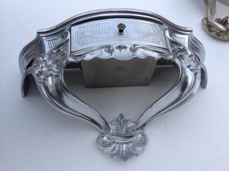 Preview: Wandkonsole mit Schublade Silber Wandablage in Barock Antik Still B/H/T 50cmx 27cmx20 cm Spiegelkonsole Cp84 Silber