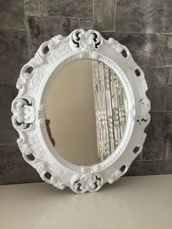 Elegantes Wandkonsolen-Set mit Spiegel – Klassischer Barock-Stil in Weiß – Hochwertiges Spiegelset mit filigranen Blumenornamenten -Made in Italy