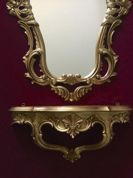 Barock Wandspiegel mit Konsole – Antik Gold – Italienisches Design aus Polyresin im Rokoko Stil